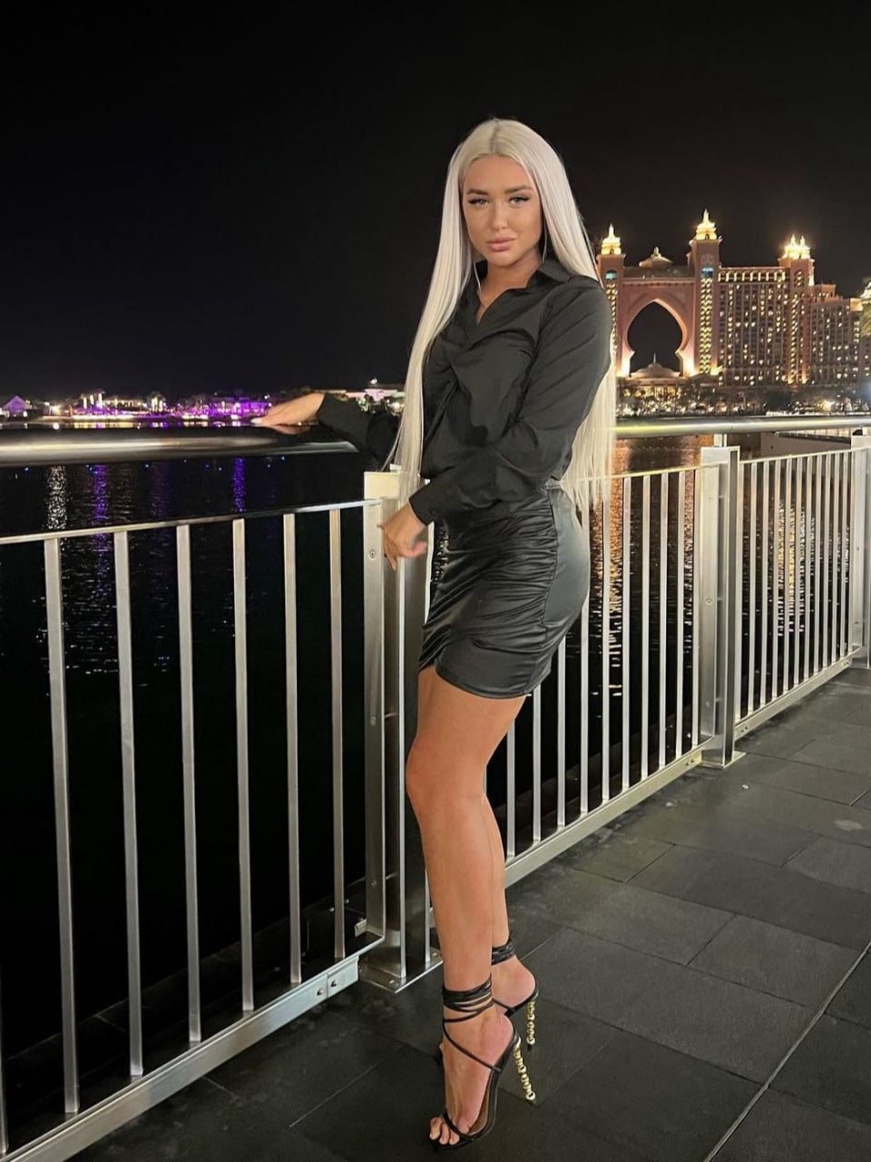 Модель Каролина